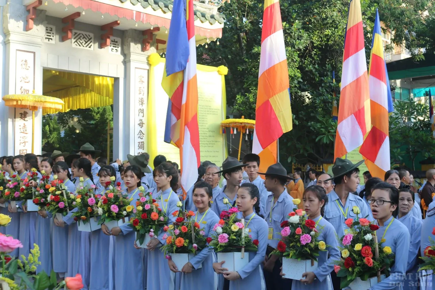 Huế: Lễ cung tống kim quan nhập bảo tháp cố HT.Thích Đức Phương 35 Huế: Lễ cung tống kim quan nhập bảo tháp cố HT.Thích Đức Phương image-1732291590587