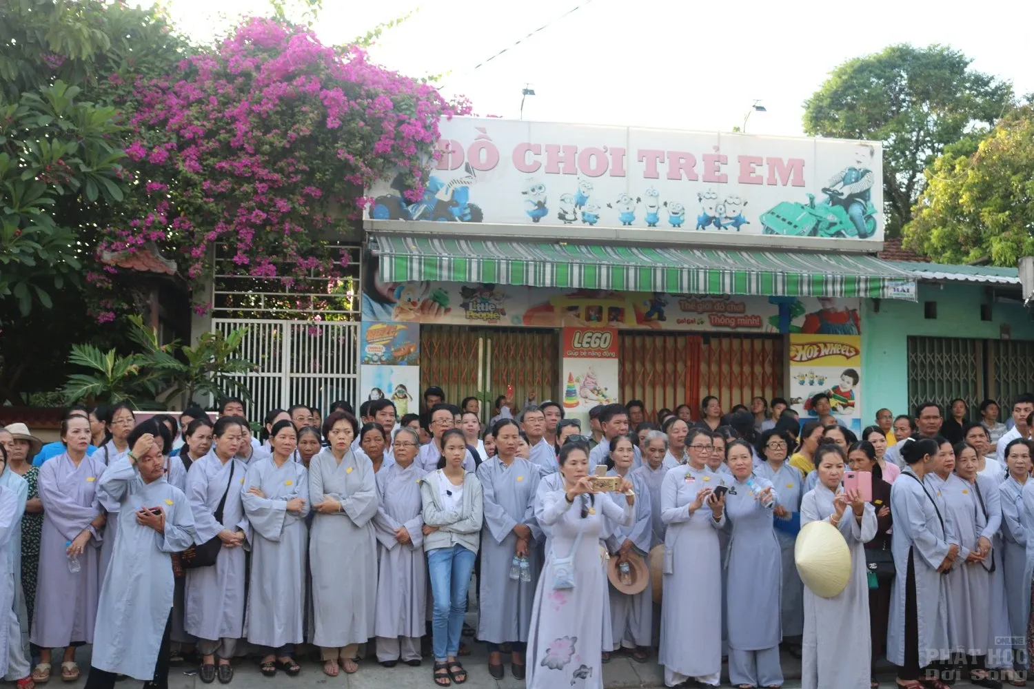 Huế: Lễ cung tống kim quan nhập bảo tháp cố HT.Thích Đức Phương 37 Huế: Lễ cung tống kim quan nhập bảo tháp cố HT.Thích Đức Phương image-1732291593869