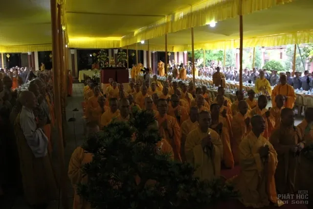 Huế: Lễ húy nhật lần thứ 40 cố HT. Thích Thiện Minh tại chùa Thuyền Tôn 8 Huế: Lễ húy nhật lần thứ 40 cố HT. Thích Thiện Minh tại chùa Thuyền Tôn image-1732286226586