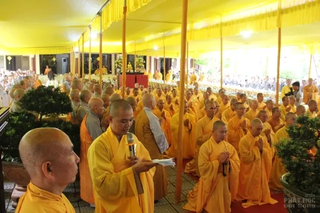 Huế: Lễ húy nhật lần thứ 40 cố HT. Thích Thiện Minh tại chùa Thuyền Tôn 10 Huế: Lễ húy nhật lần thứ 40 cố HT. Thích Thiện Minh tại chùa Thuyền Tôn image-1732286227950