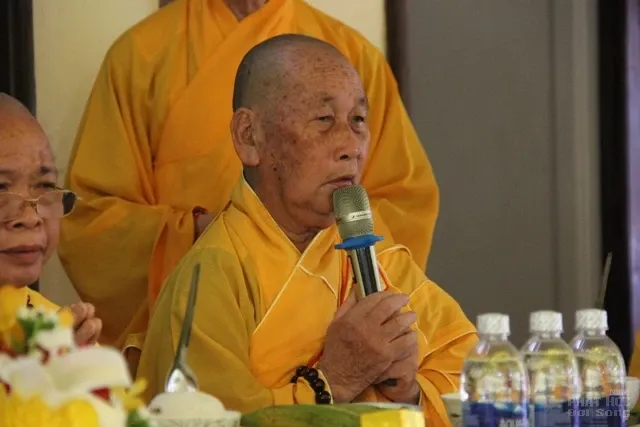 Huế: Lễ húy nhật lần thứ 40 cố HT. Thích Thiện Minh tại chùa Thuyền Tôn 23 Huế: Lễ húy nhật lần thứ 40 cố HT. Thích Thiện Minh tại chùa Thuyền Tôn image-1732286239057