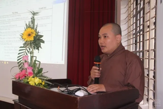 Huế: Sinh hoạt khoa học đề tài 'Phật giáo và công tác xã hội' image-1732292635279