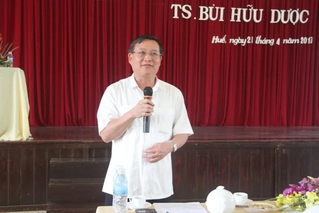 Huế: Sinh hoạt khoa học đề tài 'Phật giáo và công tác xã hội' image-1732292638499