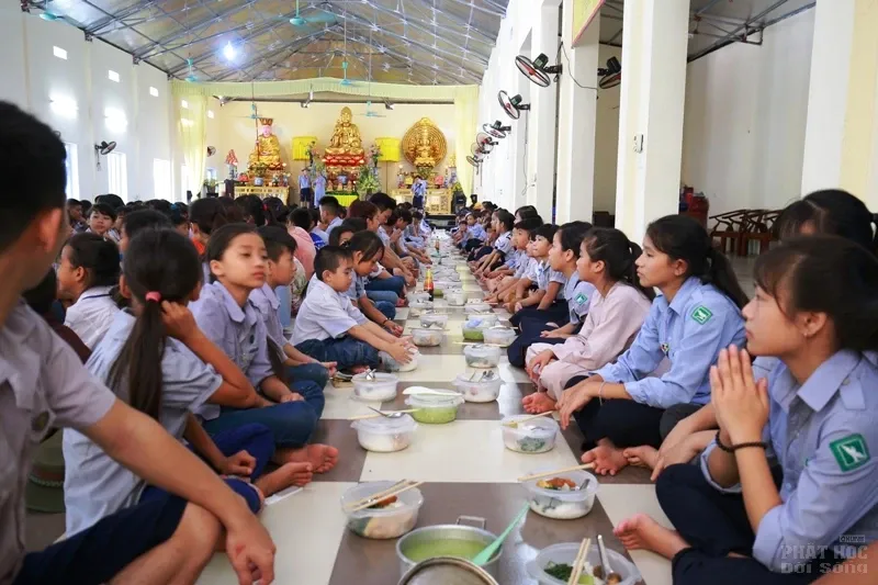 Hưng Yên: Hào hứng nhập trại Lục Hoà VII image-1731920398566