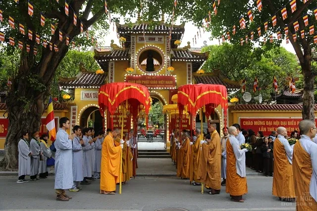 Khai mạc Đại hội Phật giáo Toàn quốc lần thứ VIII (2017 - 2022) 12 Khai mạc Đại hội Phật giáo Toàn quốc lần thứ VIII (2017 - 2022) image-1732289996020