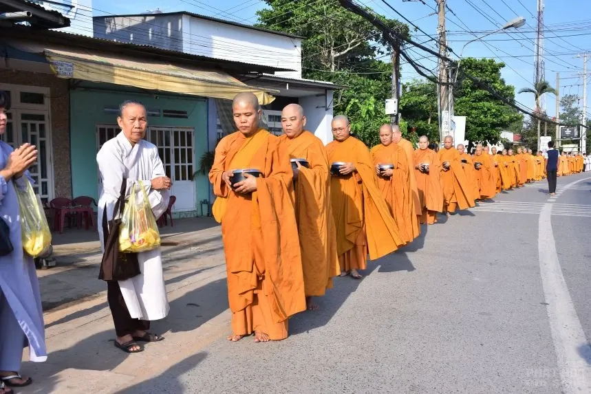 Khai mạc khóa tu Ni giới lần II của Giáo đoàn 6 9 Khai mạc khóa tu Ni giới lần II của Giáo đoàn 6 image-1732288097707