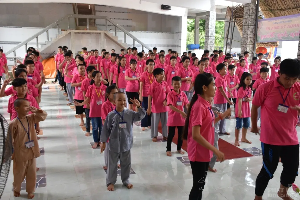 Khoá tu mùa hè 'Búp sen hồng' lần VII chùa Phổ Giác image-1732288391940