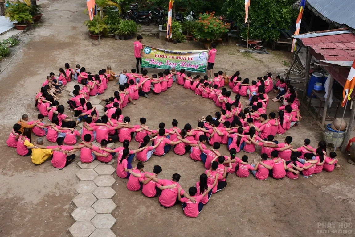 Khoá tu mùa hè 'Búp sen hồng' lần VII chùa Phổ Giác image-1732288393543