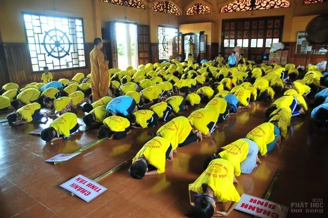 Khóa tu 'Phật giáo với tuổi trẻ dân tộc' ngày thứ 2 image-1731747547828