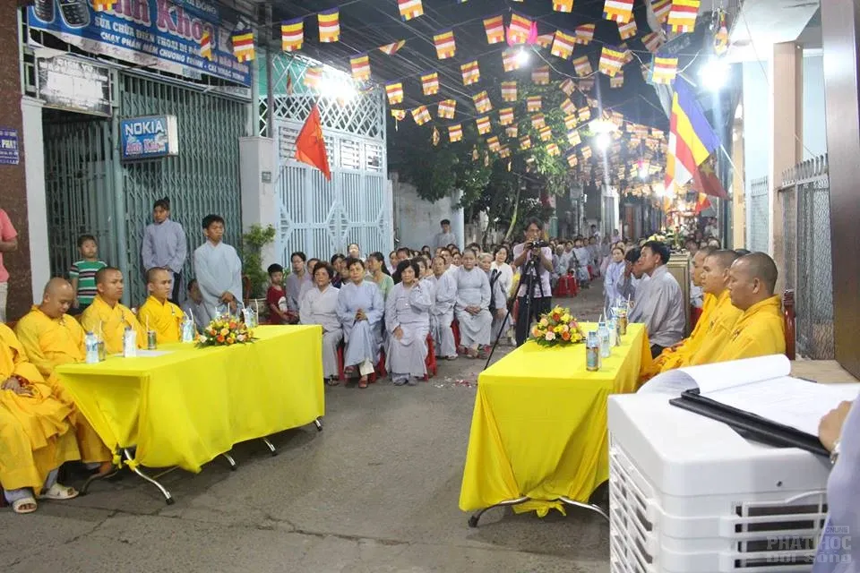 Khu phố Bình Đa hân hoan mừng Phật đản image-1731746617703