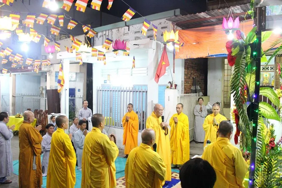 Khu phố Bình Đa hân hoan mừng Phật đản image-1731746619106