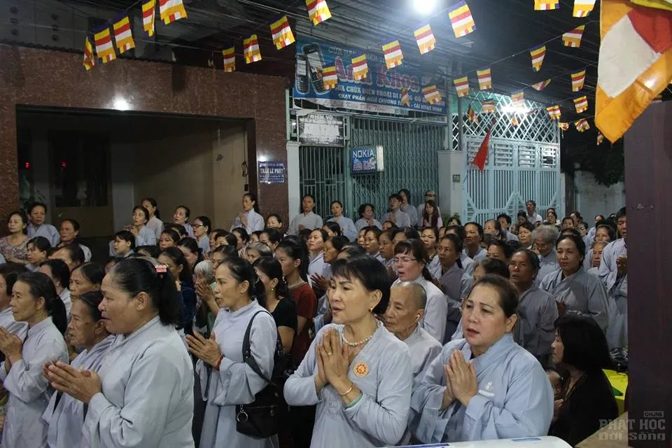 Khu phố Bình Đa hân hoan mừng Phật đản image-1731746622493