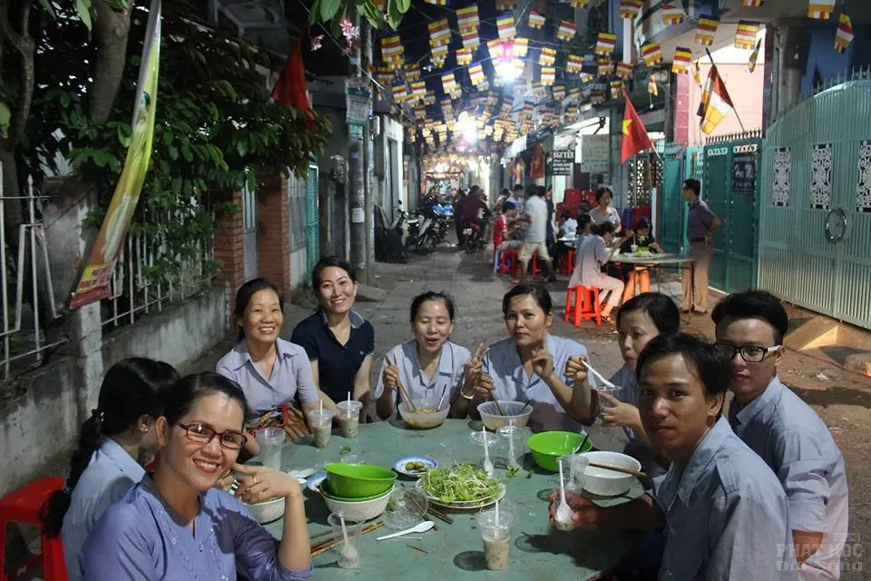 Khu phố Bình Đa hân hoan mừng Phật đản image-1731746635243