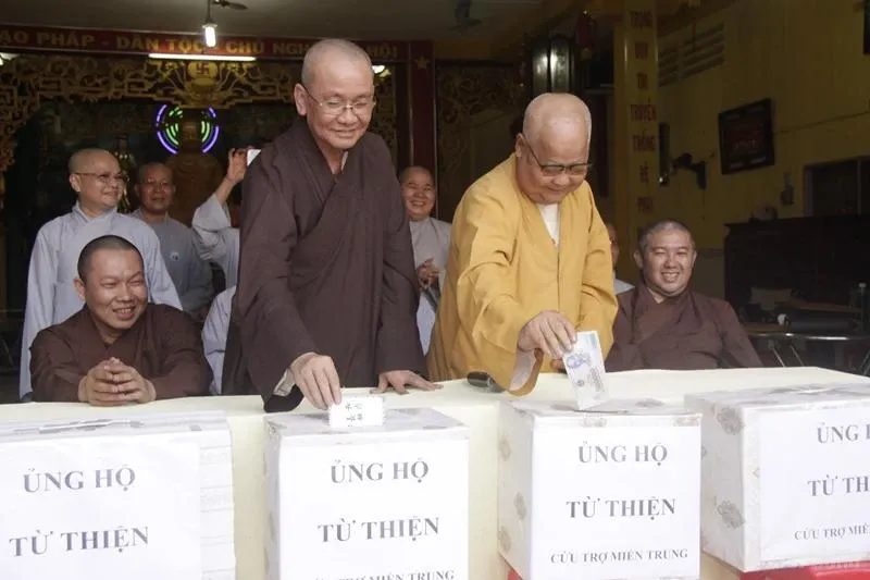 Lần đầu tổ chức buffet chay gây quỹ từ thiện tại Sa Đéc image-1731939672317