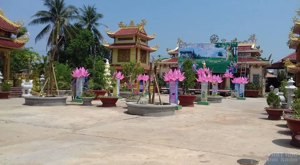 Lào: Không khí đón mừng Phật đản tại chùa Trang Nghiêm Lào: Không khí đón mừng Phật đản tại chùa Trang Nghiêm image-1732290498998