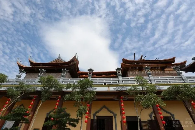 Lễ an vị tôn tượng Bồ-tát Quán Thế Âm chùa Hòa Phúc 11 Lễ an vị tôn tượng Bồ-tát Quán Thế Âm chùa Hòa Phúc image-1731920015925