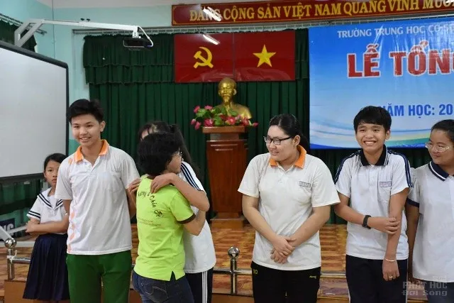 Lễ bế giảng lớp học tình thương Thiện Duyên image-1731936020389