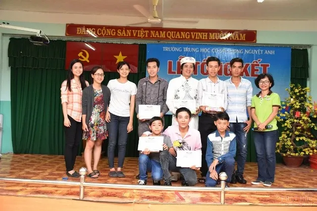 Lễ bế giảng lớp học tình thương Thiện Duyên image-1731936023591