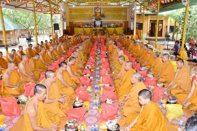 Lễ bế mạc khóa tu truyền thống Khất Sĩ lần thứ 24 24 Lễ bế mạc khóa tu truyền thống Khất Sĩ lần thứ 24 image-1731943900876