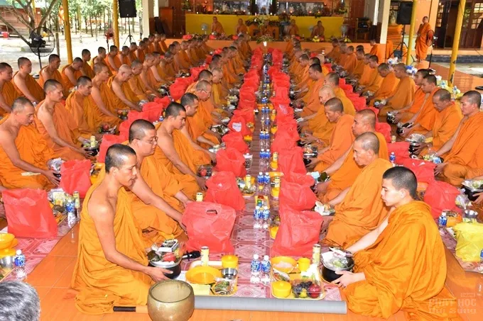 Lễ bế mạc khóa tu truyền thống Khất Sĩ lần thứ 24 27 Lễ bế mạc khóa tu truyền thống Khất Sĩ lần thứ 24 image-1731943903330