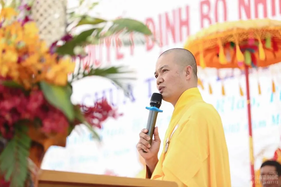 Lễ Bổ nhiệm ĐĐ. Thích Quảng Bình trụ trì Chùa Trúc Lâm 4 Lễ Bổ nhiệm ĐĐ. Thích Quảng Bình trụ trì Chùa Trúc Lâm image-1731946342617