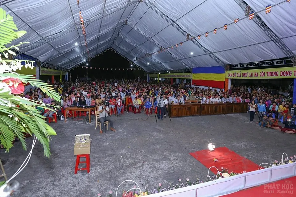 Lễ Bổ nhiệm ĐĐ. Thích Quảng Bình trụ trì Chùa Trúc Lâm 15 Lễ Bổ nhiệm ĐĐ. Thích Quảng Bình trụ trì Chùa Trúc Lâm image-1731946353174