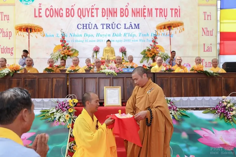 Lễ Bổ nhiệm ĐĐ. Thích Quảng Bình trụ trì Chùa Trúc Lâm 30 Lễ Bổ nhiệm ĐĐ. Thích Quảng Bình trụ trì Chùa Trúc Lâm image-1731946368162