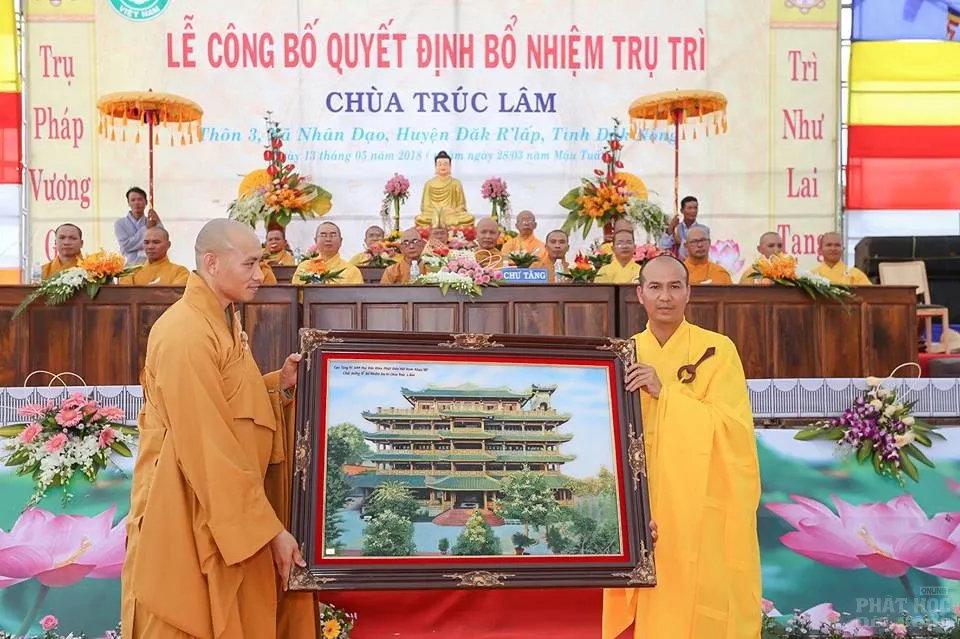 Lễ Bổ nhiệm ĐĐ. Thích Quảng Bình trụ trì Chùa Trúc Lâm 31 Lễ Bổ nhiệm ĐĐ. Thích Quảng Bình trụ trì Chùa Trúc Lâm image-1731946369126