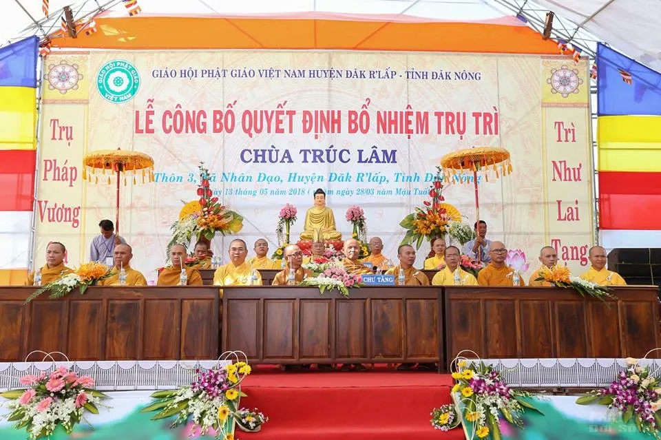 Lễ Bổ nhiệm ĐĐ. Thích Quảng Bình trụ trì Chùa Trúc Lâm 33 Lễ Bổ nhiệm ĐĐ. Thích Quảng Bình trụ trì Chùa Trúc Lâm image-1731946371078