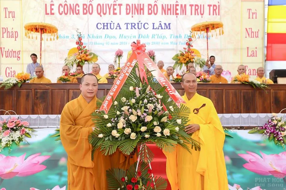 Lễ Bổ nhiệm ĐĐ. Thích Quảng Bình trụ trì Chùa Trúc Lâm 34 Lễ Bổ nhiệm ĐĐ. Thích Quảng Bình trụ trì Chùa Trúc Lâm image-1731946372079