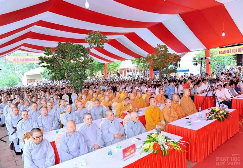 Lễ Bổ nhiệm Trụ trì và đúc chuông chùa Kim Liên 10 Lễ Bổ nhiệm Trụ trì và đúc chuông chùa Kim Liên image-1731943760884