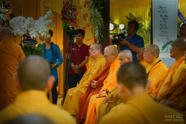 Lễ cung tống kim quan nhập bảo tháp cố HT Thích Trung Hậu image-1731945384908