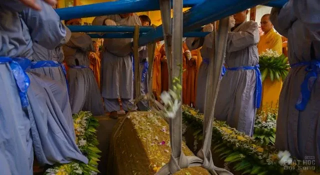 Lễ cung tống kim quan nhập bảo tháp cố HT Thích Trung Hậu image-1731945391125