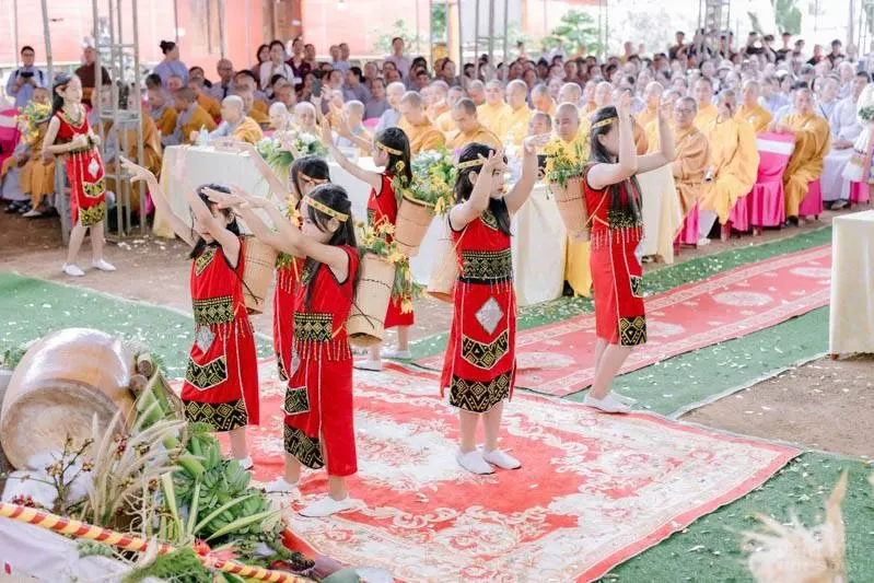 le dat da xay dung chanh dien chua phuoc hue 11