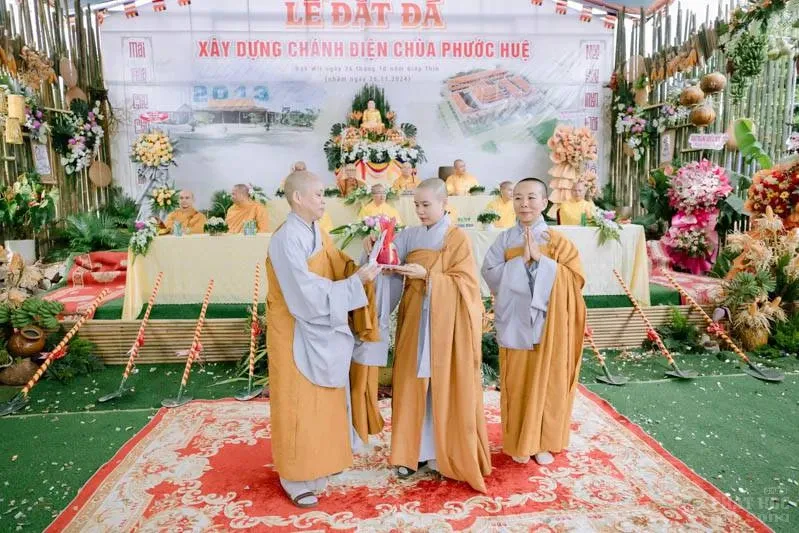 le dat da xay dung chanh dien chua phuoc hue 20