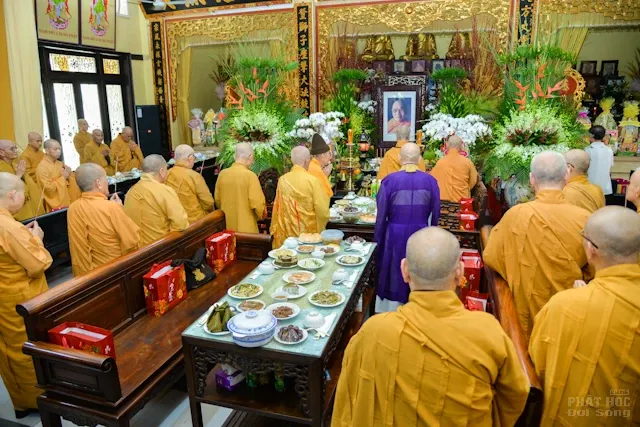 Lễ húy kỵ lần thứ 1 cố HT.Thích Tâm Châu tại Tổ đình Vĩnh Nghiêm 12 Lễ húy kỵ lần thứ 1 cố HT.Thích Tâm Châu tại Tổ đình Vĩnh Nghiêm image-1732292206741
