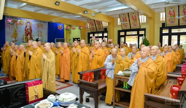 Lễ húy kỵ lần thứ 1 cố HT.Thích Tâm Châu tại Tổ đình Vĩnh Nghiêm 13 Lễ húy kỵ lần thứ 1 cố HT.Thích Tâm Châu tại Tổ đình Vĩnh Nghiêm image-1732292207629