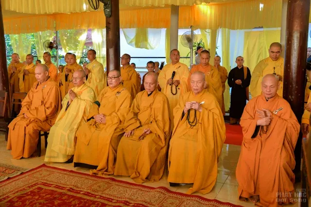 Lễ nhập kim quan cố HT. Thích Trung Hậu 6 Lễ nhập kim quan cố HT. Thích Trung Hậu image-1731945355748