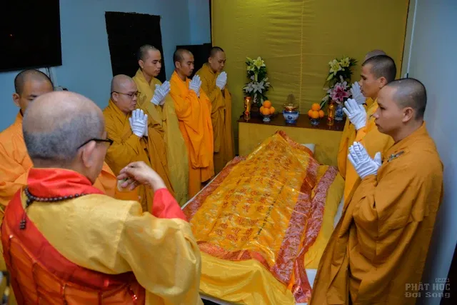 Lễ nhập kim quan cố HT. Thích Trung Hậu 9 Lễ nhập kim quan cố HT. Thích Trung Hậu image-1731945358143