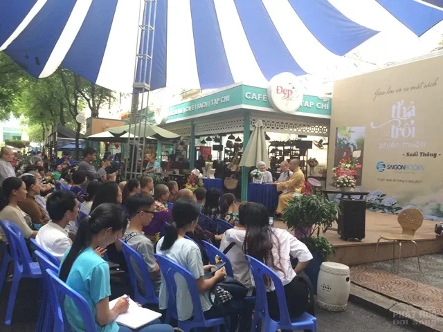 Lễ ra mắt sách: “Thả trôi phiền muộn” 2 Lễ ra mắt sách: “Thả trôi phiền muộn” image-1732289548319