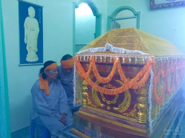 Lễ tang Ni sư Thích Nữ Từ Dung image-1731939334922