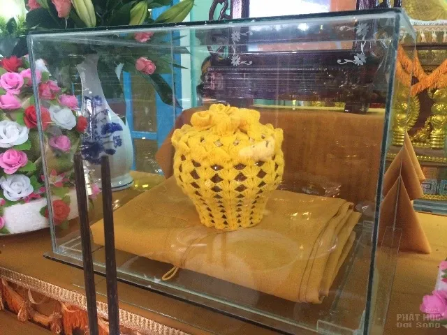 Lễ tang Ni sư Thích Nữ Từ Dung image-1731939336974