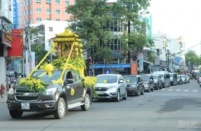 Lễ thỉnh giác linh HT Thích Trí Tâm tham Phật - Yết Tổ image-1732287452111