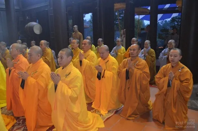 Lễ tưởng niệm chư tôn đức lãnh đạo tiền bối Học viện PGVN tại Huế 17 Lễ tưởng niệm chư tôn đức lãnh đạo tiền bối Học viện PGVN tại Huế image-1731942357335