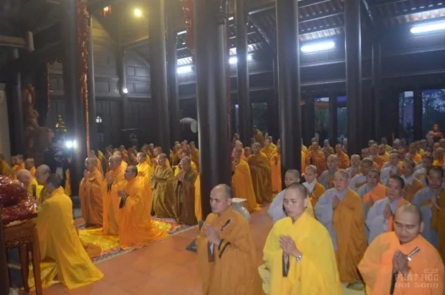 Lễ tưởng niệm chư tôn đức lãnh đạo tiền bối Học viện PGVN tại Huế 19 Lễ tưởng niệm chư tôn đức lãnh đạo tiền bối Học viện PGVN tại Huế image-1731942358603