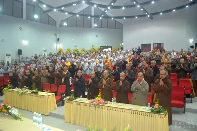 Lễ tưởng niệm chư tôn đức lãnh đạo tiền bối Học viện PGVN tại Huế 24 Lễ tưởng niệm chư tôn đức lãnh đạo tiền bối Học viện PGVN tại Huế image-1731942361882