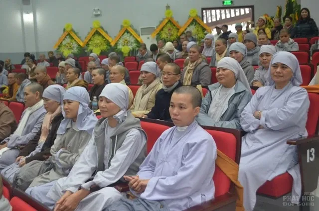 Lễ tưởng niệm chư tôn đức lãnh đạo tiền bối Học viện PGVN tại Huế 30 Lễ tưởng niệm chư tôn đức lãnh đạo tiền bối Học viện PGVN tại Huế image-1731942365979