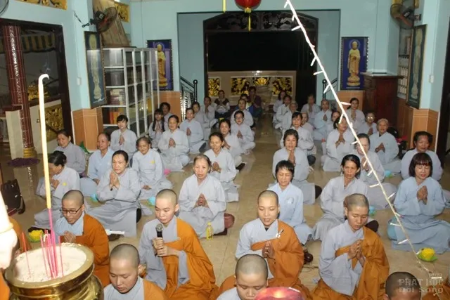 Lễ vía Phật A Di Đà tại Ni viện Phước Long 2 Lễ vía Phật A Di Đà tại Ni viện Phước Long image-1731725806050