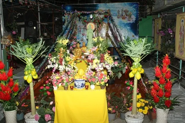 Lễ vía Phật A Di Đà tại Ni viện Phước Long 4 Lễ vía Phật A Di Đà tại Ni viện Phước Long image-1731725807079