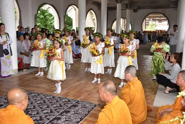 Long Khánh: Tịnh xá Ngọc Xuân tổ chức lễ vu lan PL 2561 10 Long Khánh: Tịnh xá Ngọc Xuân tổ chức lễ vu lan PL 2561 image-1731940637680